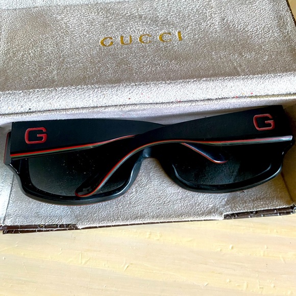 ❣️Beautiful Authentic Gucci Sunglasses and GG monogram Sunglasses Case ❣️ - Picture 8 of 10